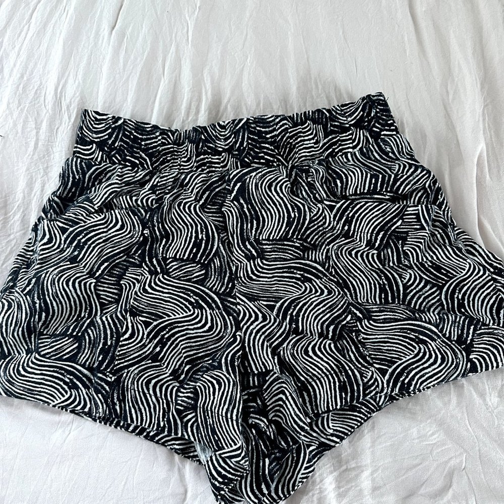Black and white linen shorts - A NEW DAY - SIZE S